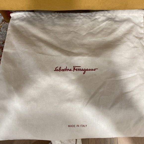 Women's FERRAGAMO Shadi buckle boots sz 8.5 - Picture 8 of 8